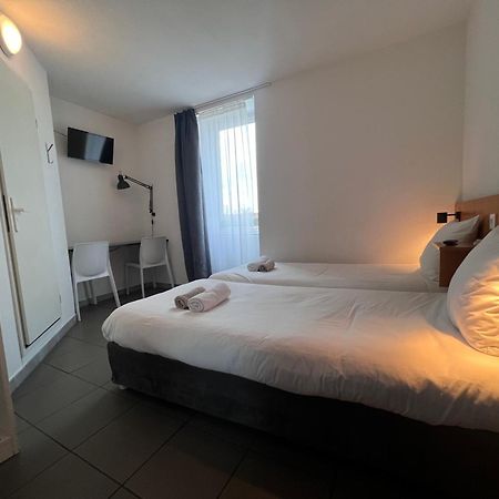 אובנה Hotel Le Ponson מראה חיצוני תמונה