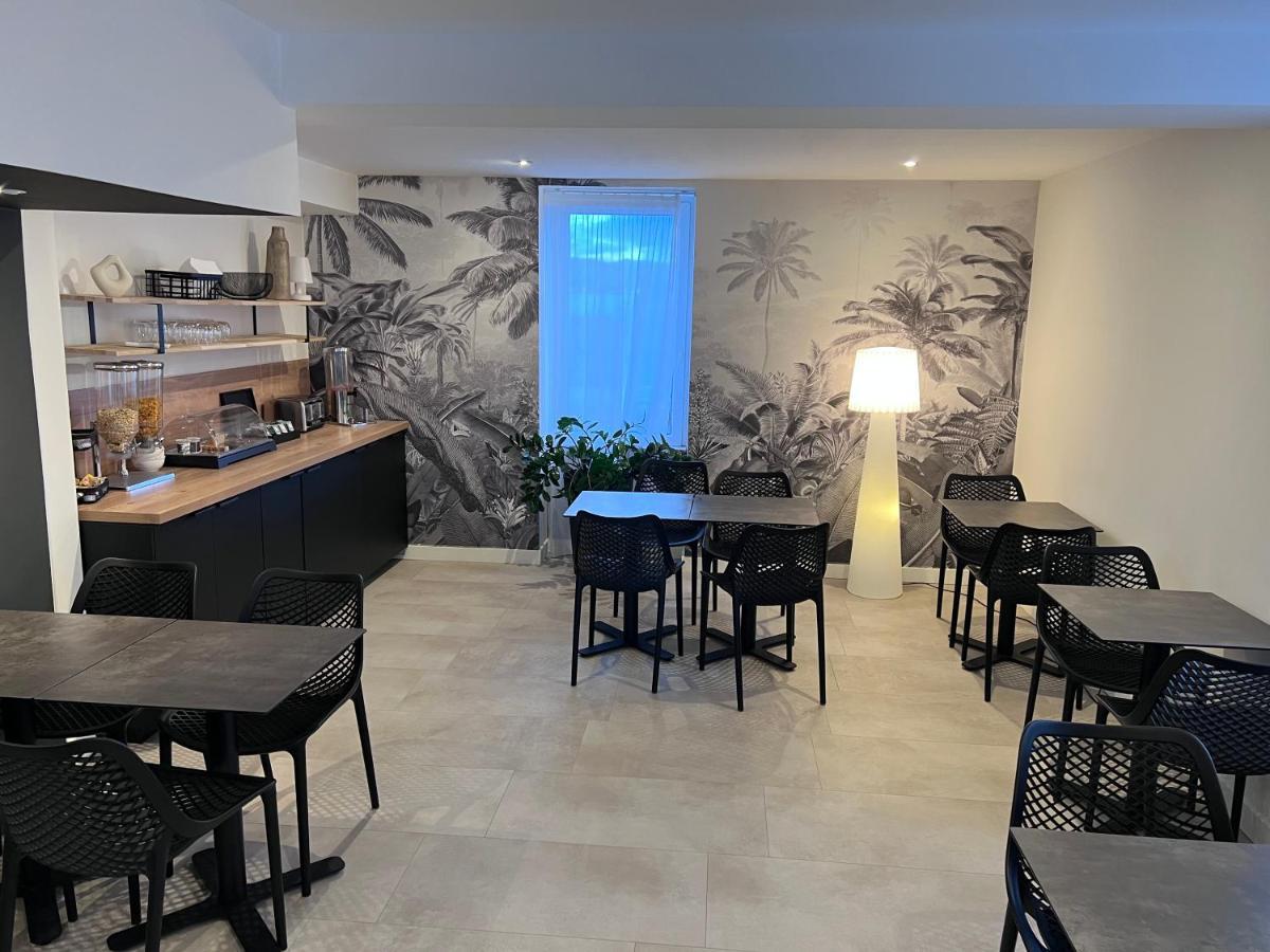 אובנה Hotel Le Ponson מראה חיצוני תמונה