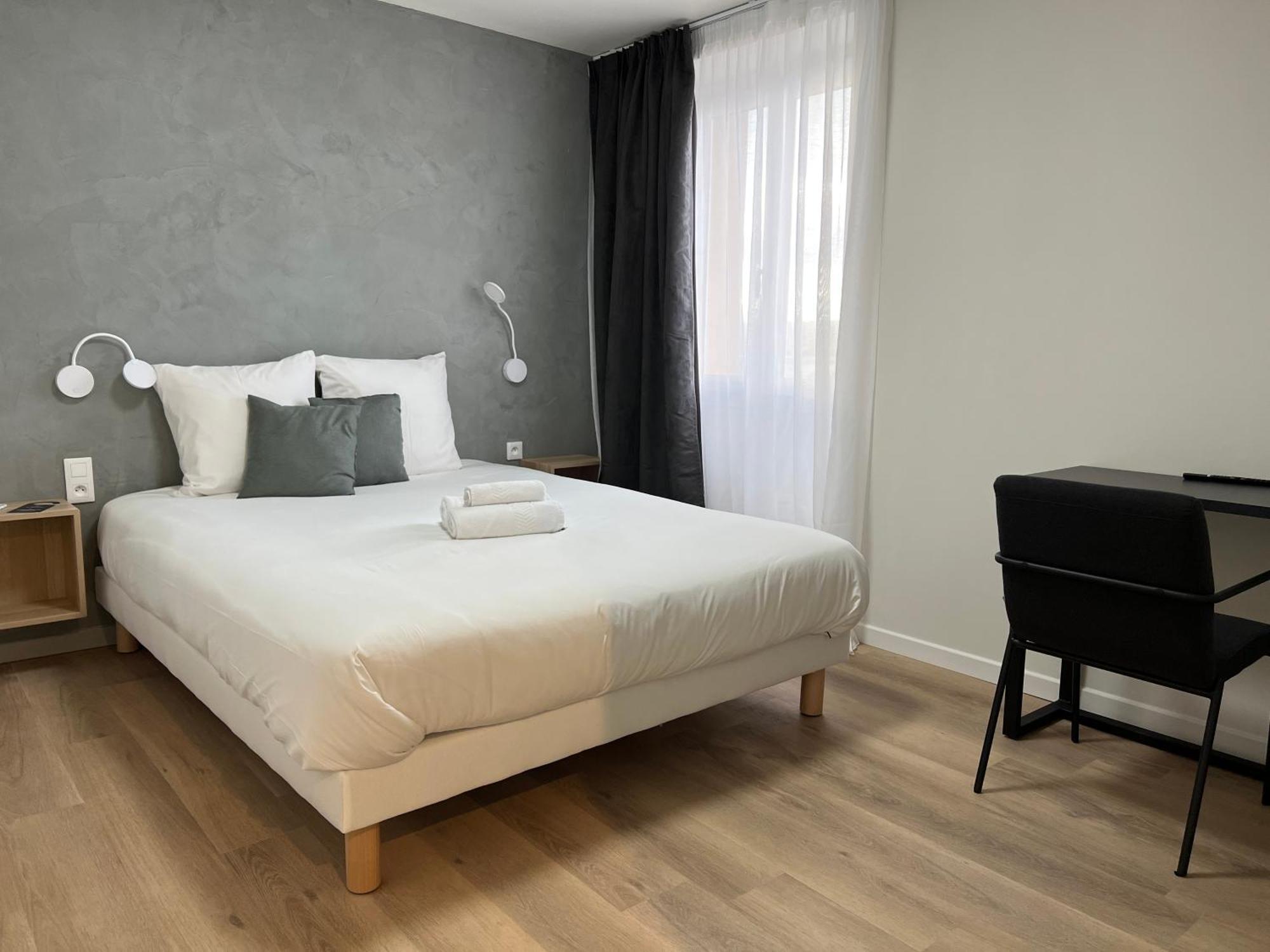אובנה Hotel Le Ponson מראה חיצוני תמונה