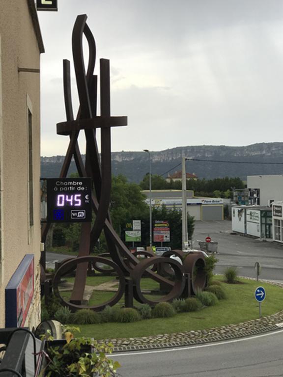 אובנה Hotel Le Ponson מראה חיצוני תמונה