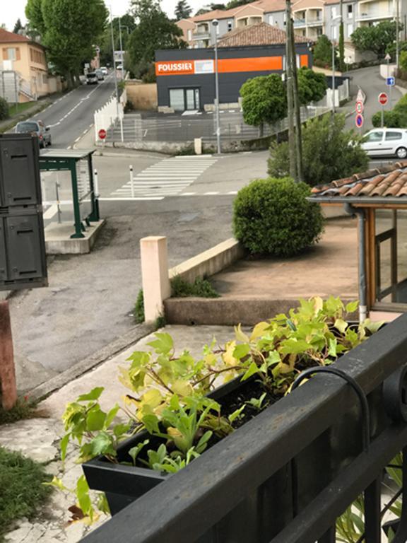 אובנה Hotel Le Ponson מראה חיצוני תמונה